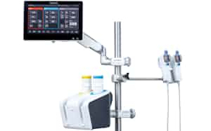 テルモが発売した血液モニタリング機器 テルモが発売した血液モニタリング機器