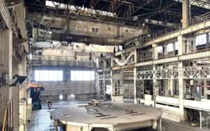 舶用大型燃料タンクの製造に対応する共同出資会社「久保メタル」の工場(広島県呉市) 舶用大型燃料タンクの製造に対応する共同出資会社「久保メタル」の工場(広島県呉市)