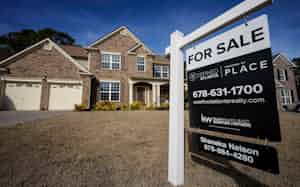 トランプ氏の住宅価格抑制策で中規模の機関投資家も影響を受ける可能性がある=AP トランプ氏の住宅価格抑制策で中規模の機関投資家も影響を受ける可能性がある=AP