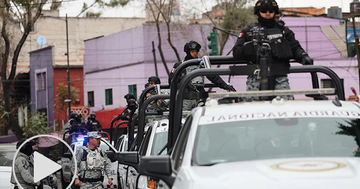 メキシコの麻薬王「メンチョ」殺害、FBIも情報提供 報復激化で27人死亡 - 日本経済新聞