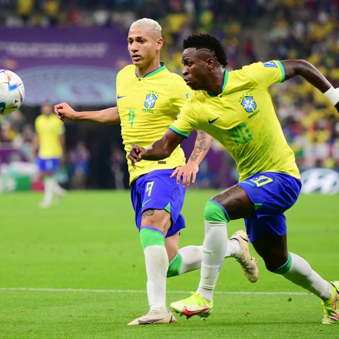 24日のサッカーワールドカップ 結果と戦評 日本経済新聞 24日のサッカーワールドカップ 結果と戦評 日本経済新聞