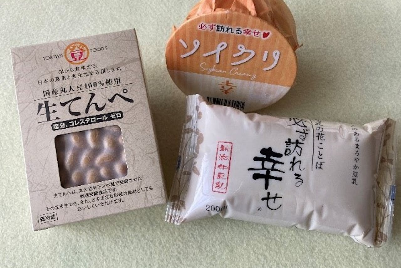 東京都の登喜和食品からは「生てんぺ」、福岡県の大豆の花からは、大豆飲料「必ず訪れる幸せ」と「ソイクリ」をお取り寄せ