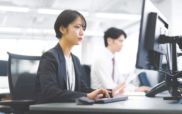 仕事満足もエンゲージメント低い日本