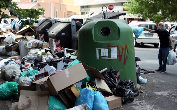 EUの欧州委員会は包装の廃棄物などを減らす規制案を公表した（ローマ）＝ロイター