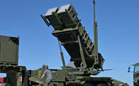 航空自衛隊の地対空誘導弾パトリオットミサイル(PAC3)の発射機