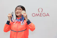 オメガのセレブレーションイベントに登壇したフィギュアスケート選手、坂本花織さん(大阪市内のホテルで)