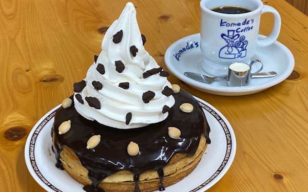 全国のコメダ珈琲店と、和風甘味喫茶「おかげ庵」で販売が始まった「シロノワール ブラックサンダー」