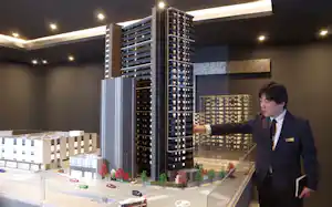 ブランド刷新後で初のタワマンとなる「ザ・ライオンズ枚方光善寺タワー」のモデルルーム(大阪府枚方市) ブランド刷新後で初のタワマンとなる「ザ・ライオンズ枚方光善寺タワー」のモデルルーム(大阪府枚方市)