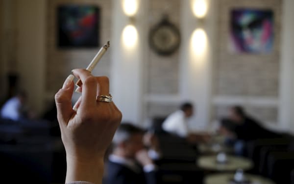2009年以降に生まれた人への紙たばこの販売を禁止する＝ロイター