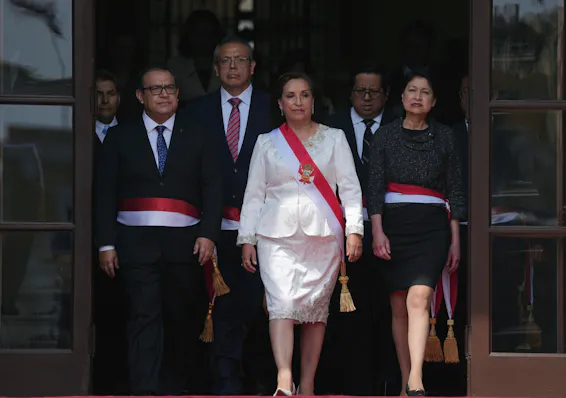 ペルー 大統領選を再び前倒し 非常事態宣言も発令 日本経済新聞 ペルー 大統領選を再び前倒し 非常事態宣言も発令 日本経済新聞