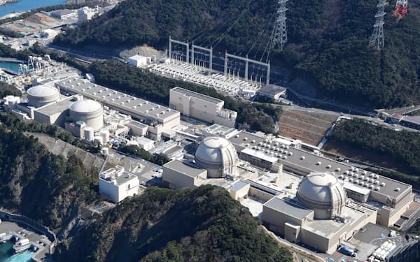関西電力の大飯原子力発電所（福井県おおい町）