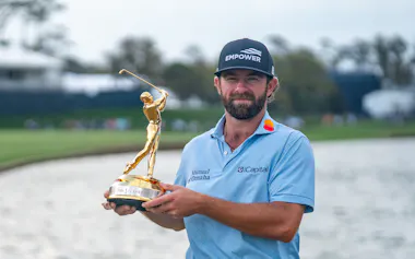今年のプレーヤーズ選手権を通算13アンダーで制したキャメロン・ヤング。大会を「第5のメジャー」と呼ぶべきかが話題を集めた(15日、米フロリダ州ポンテベドラビーチ)=ロイター
