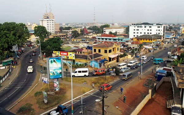 ガーナの首都アクラの風景（2016年12月）=ロイター
