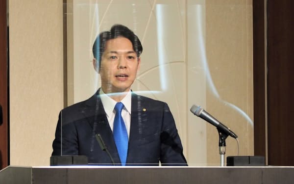 北海道の鈴木知事が都内で講演した（20日）