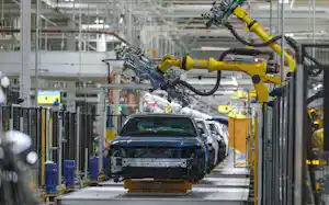 トヨタ自動車が投資を行うケンタッキー州の工場(写真はHV「カムリ」) トヨタ自動車が投資を行うケンタッキー州の工場(写真はHV「カムリ」)