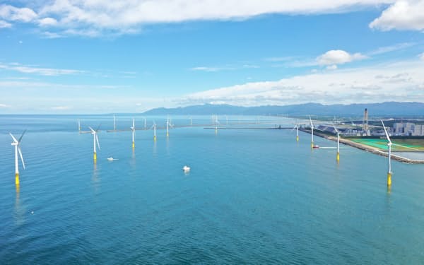 秋田洋上風力発電が能代港で商業運転を始めた洋上風力発電所