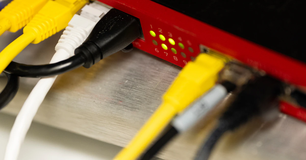 米国、海外製家庭用ルーターの輸入禁止 中国製品を締め出し - 日本経済新聞