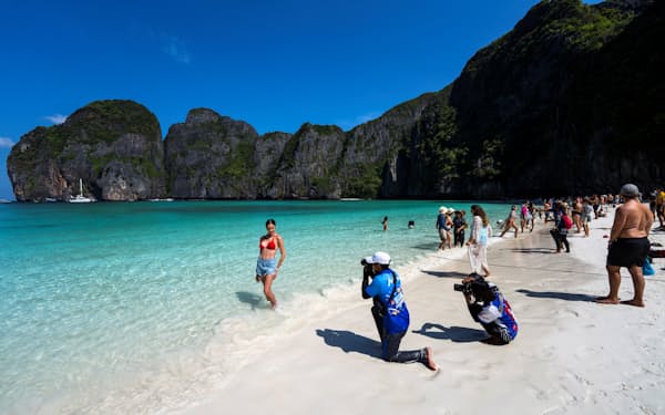 タイなど東南アジアでは中国人観光客への復活期待が大きい（2022年1月、タイ）＝ロイター