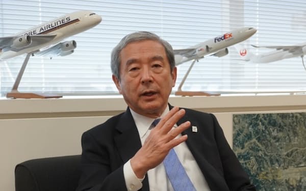 「旅客ターミナルの集約は有力な選択肢」と話す田村社長