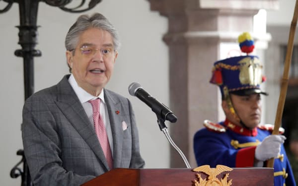 エクアドルのラソ大統領はFTAを重視している（22年8月、キト）=ロイター