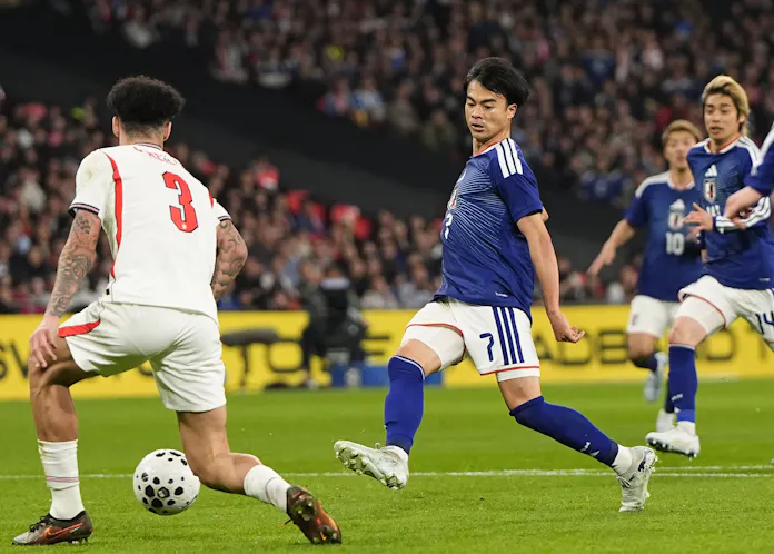 イングランド戦で躍動する日本代表選手