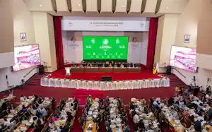 カメルーンの首都ヤウンデで開かれた世界貿易機関(WTO)の閣僚会議。今回の閣僚会議は、WTOの意義喪失を食い止める改革案について合意する最後の機会とみなされていた=WTO提供・ロイター カメルーンの首都ヤウンデで開かれた世界貿易機関(WTO)の閣僚会議。今回の閣僚会議は、WTOの意義喪失を食い止める改革案について合意する最後の機会とみなされていた=WTO提供・ロイター