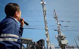 施設内に設置されたアンテナ。ミリ波のアンテナは大阪・関西万博で使用した機材を再利用した 施設内に設置されたアンテナ。ミリ波のアンテナは大阪・関西万博で使用した機材を再利用した