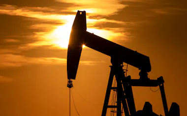 米テキサス州の原油掘削装置=AP