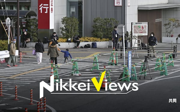 安倍晋三元首相が銃撃された事件から半年が過ぎた奈良市の現場付近