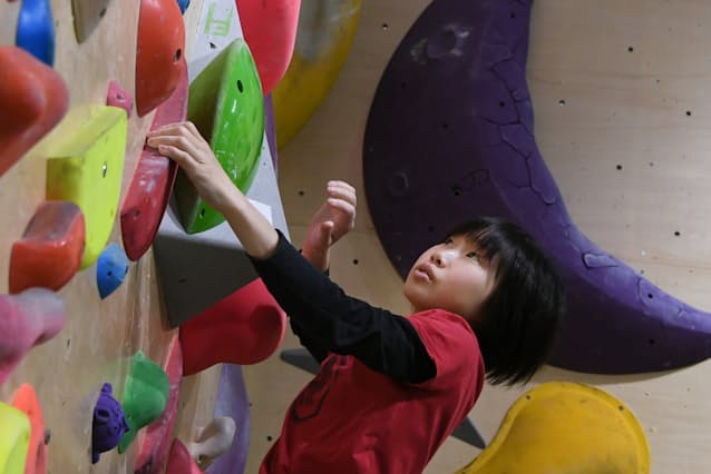 クライミング 森秋彩 約3年の空白経てパリ五輪目指す 日本経済新聞 クライミング 森秋彩 約3年の空白経てパリ五輪目指す 日本経済新聞