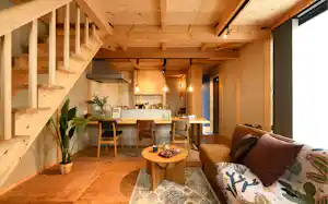 国産ヒノキを活用した住宅「Qクラス」=綿半ホールディングス提供 国産ヒノキを活用した住宅「Qクラス」=綿半ホールディングス提供