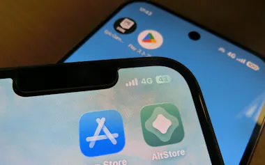 スマホ新法施行でiPhoneでも他社のアプリストアが使えるようになった