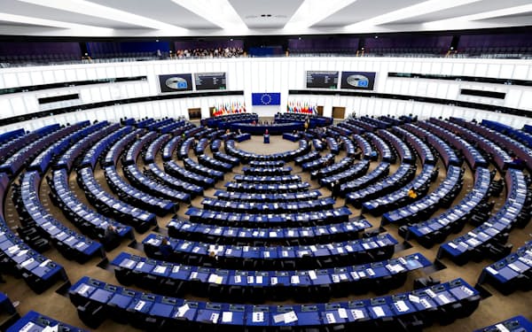 欧州議会は19日、ウクライナに侵攻したロシアを裁くため「特別法廷」の設置を求める決議案を賛成多数で採択した＝ロイター