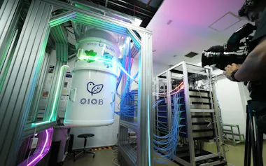 量子コンピューターをはじめとする量子技術は未来の社会を大きく変えるだろう(大阪大学の量子コンピューター)