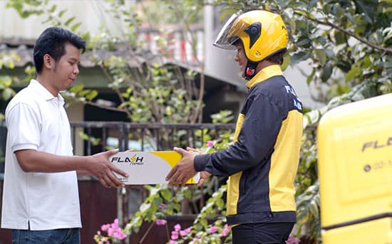フラッシュはタイ全土で2日以内の配送サービスを提供する＝同社提供