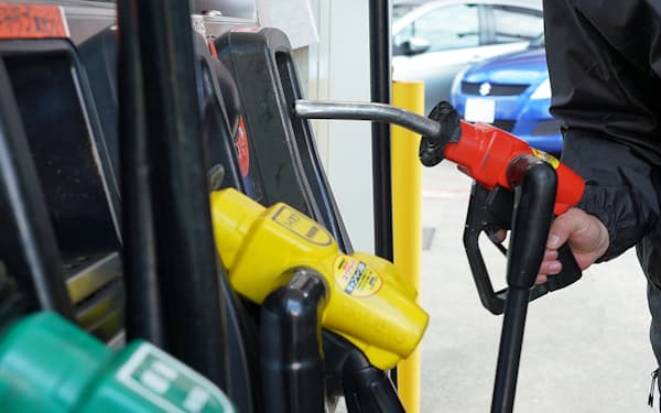 政府は補助金でガソリン価格を抑えている