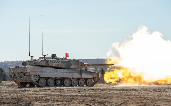 ドイツはウクライナに主力戦車「レオパルト２」を供与する＝ロイター