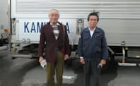 駒井氏（左）は２度の「後継危機」を経て、正喜運送の経営を上田氏に託した（東京都瑞穂町）