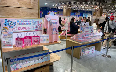 計7日間ポップアップショップを展開した
