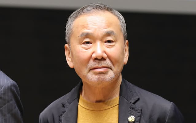 村上春樹さん6年ぶり長編 4月刊行 10枚 日本経済新聞 村上春樹さん6年ぶり長編 4月刊行 10枚 日本経済新聞
