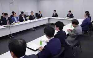 国会内で開かれた超党派の社会保障国民会議の実務者会議(24日) 国会内で開かれた超党派の社会保障国民会議の実務者会議(24日)