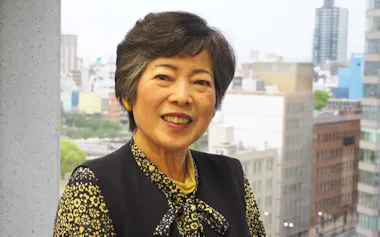 バイオリニストの小栗は、若い頃から「ビオラってすごく大切な楽器だと痛感していた」という