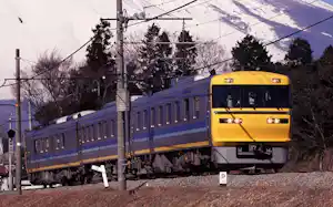 在来線の検測車両は「ドクター東海」の愛称で知られる=JR東海提供 在来線の検測車両は「ドクター東海」の愛称で知られる=JR東海提供