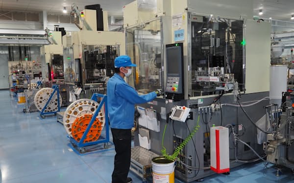 新工場建設を機に生産体制の効率化も進める（長野県飯島町の既存工場）