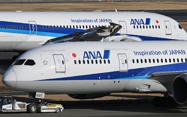 ANAの旅客機（羽田空港）