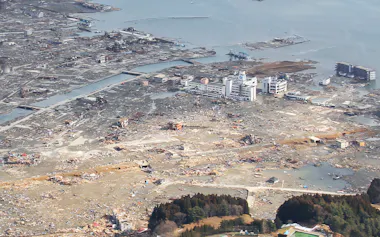津波で被害を受けた宮城県南三陸町(2011年3月18日)