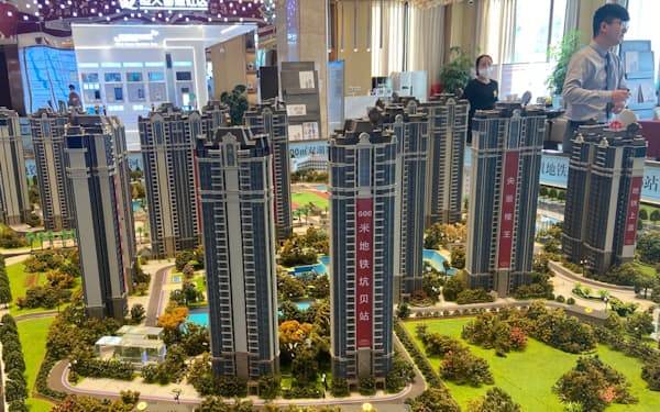 中国恒大集団の住宅販売拠点（2021年10月、広州市）