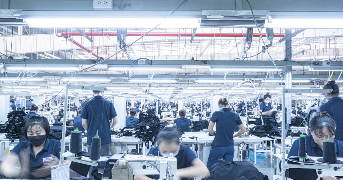 衣料品輸入先、中国が50%割れ ユニクロ委託先など東南アジアに生産移す