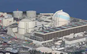 玄海原子力発電所の(右から)3号機、4号機(佐賀県玄海町) 玄海原子力発電所の(右から)3号機、4号機(佐賀県玄海町)