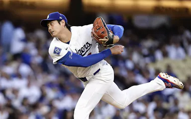 ジャイアンツ戦に先発登板したドジャース・大谷(13日、ロサンゼルス)=共同